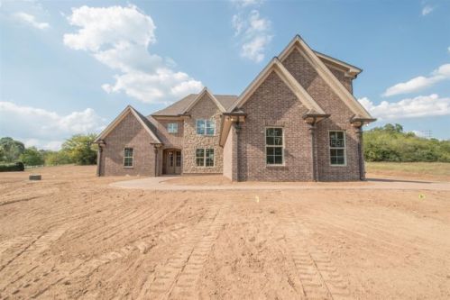 1431 Center Point Rd, Hendersonville, TN 37075