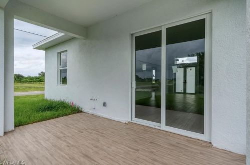 2505 26th St, Lehigh Acres FL  33976-4095 exterior