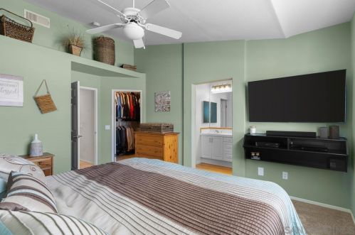 13503 Jadestone Way, San Diego CA 92130-2819 exterior