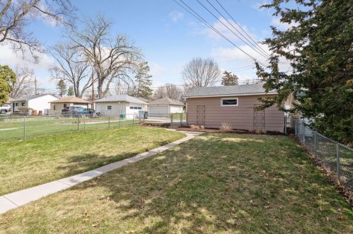 2219 Arthur St, Minneapolis MN 55418-1434 exterior