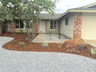 1714 Atwood St, Visalia, CA 93277-3418