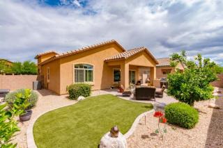 11895 Farmall Dr, Marana, AZ 85653-7803