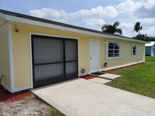 2061 Cameo Blvd, Fort Pierce, FL 34953-2012