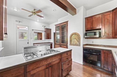 372 Ogden St, Denver CO 80218-3812 exterior