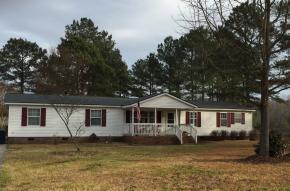23 Popy Ln, Parkton, NC 28371-8993