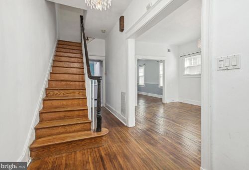 1717 Upshur St, Washington, DC 20011-5316