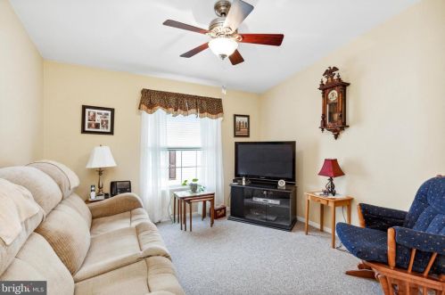 1070 Scenic View Dr, Collegeville PA  19473-2077 exterior