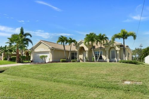 5022 20th Pl, Cape Coral, FL 33914-6769