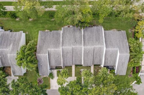 104 Sunshine Blvd, West Palm Beach FL  33411-1208 exterior