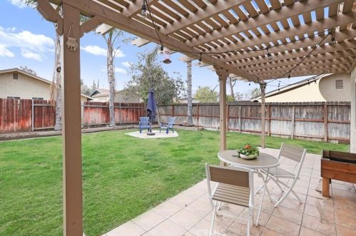 1410 Pueblo Ave, Redlands CA  92374-3853 exterior