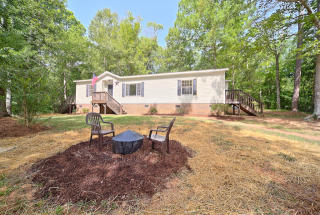 1115 Galway Ln, Lake Wylie, SC 29710-6653