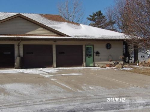 605 Catherine St, Radcliffe, IA 50230-1021