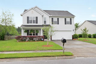 513 Holiday Dr, Summerville, SC 29483-7332