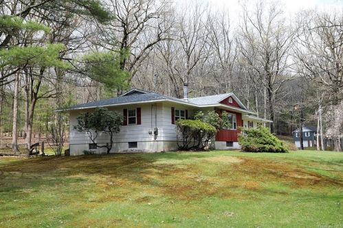 8719 State Route 97, Callicoon, NY 12723-5038