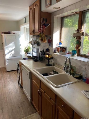 21 Grandview Dr, Mahopac NY  10541-4114 exterior