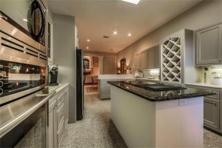 2719 Southern Oaks Dr, Houston TX  77068-0026 exterior