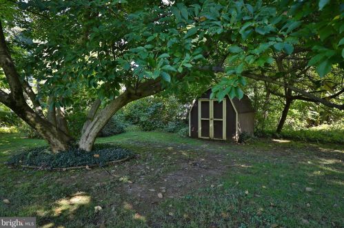 2415 Ball Rd, Willow Grove PA  19090-1509 exterior