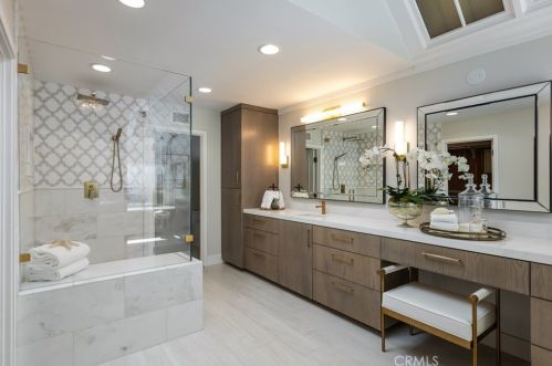 19222 Parker Cir, Orange CA  92861-1302 exterior