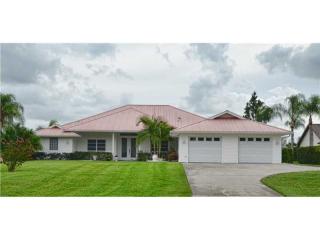 1401 Riverbend Dr, Labelle, FL 33935-9408