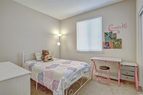 636 Silver Star Ct, Vacaville CA  95688-9478 exterior