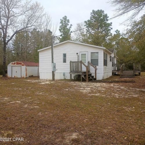 162 Commerce Cir, Defuniak Springs, FL 32433-7781