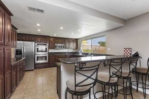 16060 Lenel Ct, Riverside CA  92504-5817 exterior