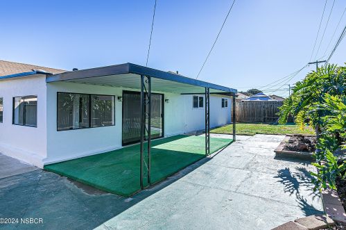 1627 School St, Santa Maria CA  93454-1919 exterior