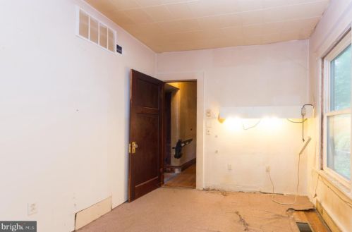 446 Main St, Lansdale PA  19446-2811 exterior