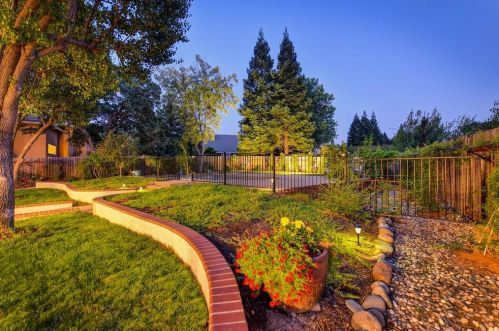 255 American River Canyon Dr, Folsom CA  95630-7142 exterior