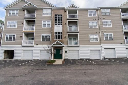 104 Mill St, Woonsocket RI  02895-2164 exterior