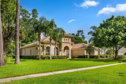 650 Shadowmoss Cir, Lake Mary, FL 32746-4421