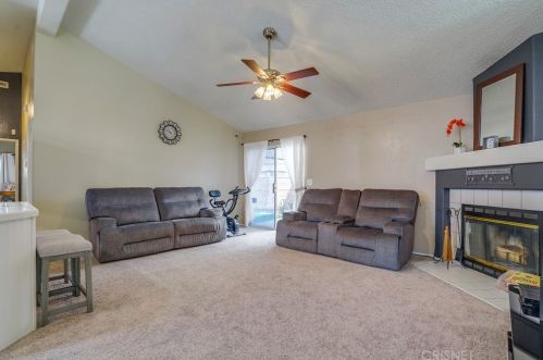 28101 Vista View Dr, Santa Clarita CA  91351-5710 exterior