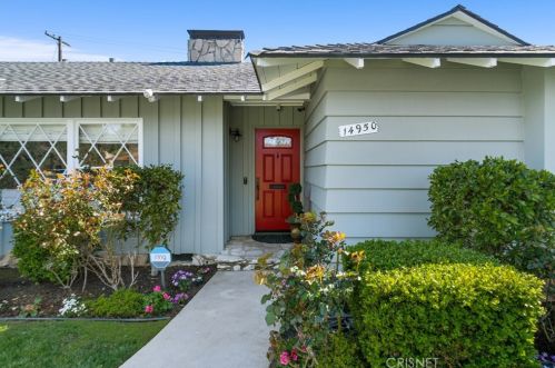 14950 Leadwell St, Van Nuys CA 91406-3030 exterior