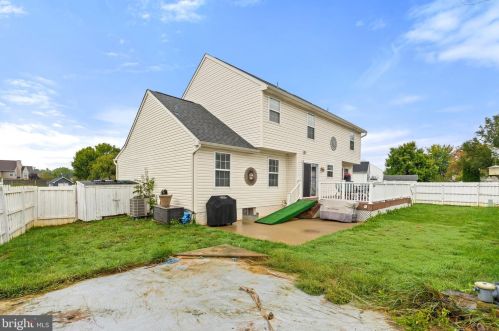 578 Crosswinds Dr, Charles Town WV  25414-3917 exterior