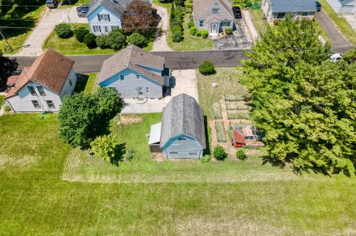 7278 Luxemburg Ln, Random Lake WI  53075-1504 exterior