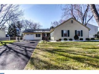 10 Meridian Cir, Upper Makefield, PA 18940-1734