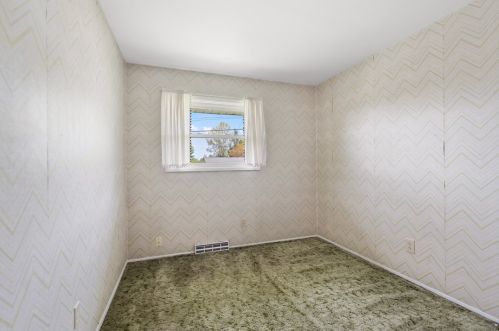 210 Dominican Way, Zelienople PA  16063-1403 exterior