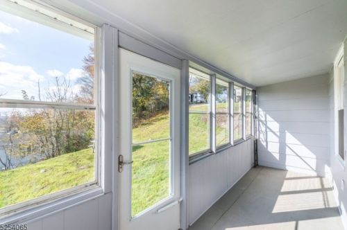 35 Harrison St, Wantage NJ  07461-2119 exterior