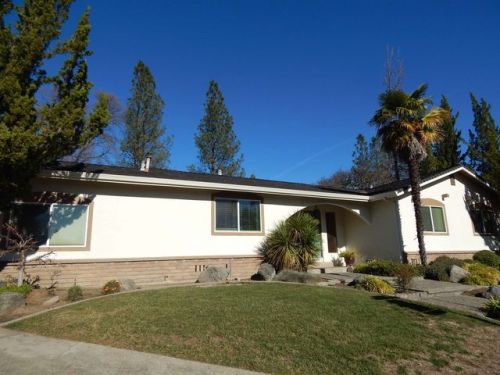 980 Saint Francis Way, Ukiah, CA 95482-3729