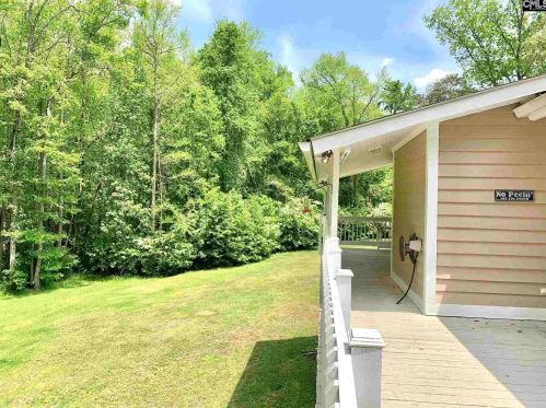106 Sweetgum Dr, Cayce-West Columbia SC  29033-1930 exterior