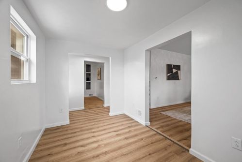 217 Logan St, Pittsburgh PA  15209-2811 exterior