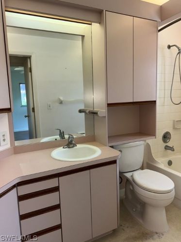 4315 Douglas Ln, Lehigh Acres FL 33973-2071 exterior