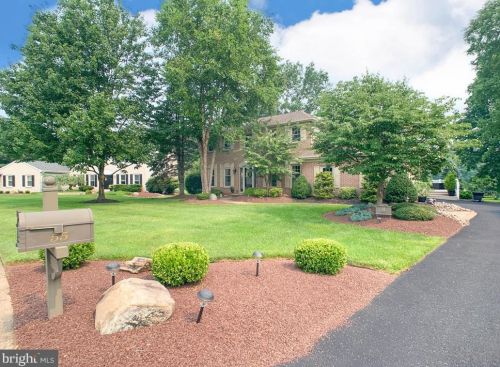 55 Jericho Rd, Southampton, PA 18966-2682