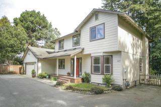 3677 Dolbeer St, Eureka CA  95503-5636 exterior