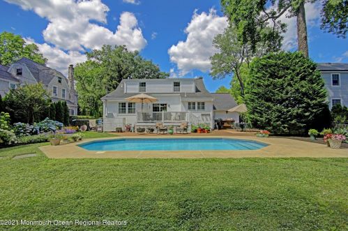510 Grassmere Ave, Tinton Falls, NJ 07712-4315