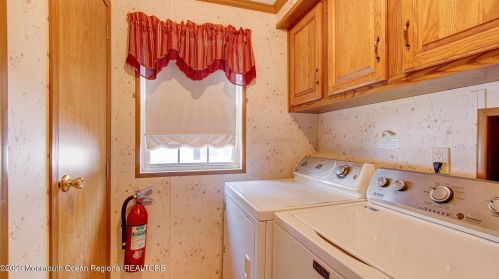 76 Village Rd, Morganville NJ  07751-1194 exterior