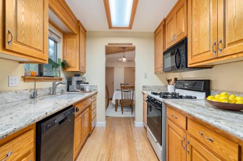 11726 Upper Circle Dr, Grass Valley CA  95949-6666 exterior