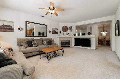 35650 Rosedown Ln, Wildomar CA  92595-7974 exterior