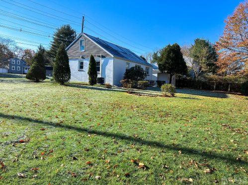 227 Dunhams Corner Rd, East Brunswick NJ  08816-3415 exterior
