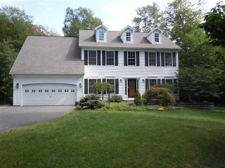 22 Forsten Dr, Bethlehem, NY 12054-6726